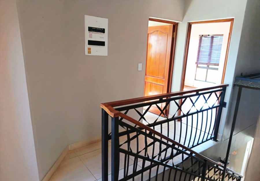 3 Bedroom Property for Sale in Wilkoppies North West